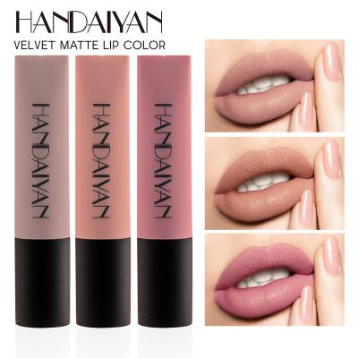 China HANDAIYAN Waterproof Hot Selling Amazon 12 Colors Lip Balm Lip Oil Moisturizing Mirror Lip Gloss Long Lasting Hydration Lip Sticker for sale