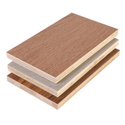 China Melamine Faced Plywood Moisture Proof Plywood Board Price 3-Ply 5-Ply 7-Ply 9-Ply 12-Ply 15-Ply 18-Ply Melamine Plywood for sale