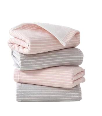 China Cute Coral Fleece Four Seasons Microfiber Gauze Bath Towel Sustainable Cotton Bath Towel for sale