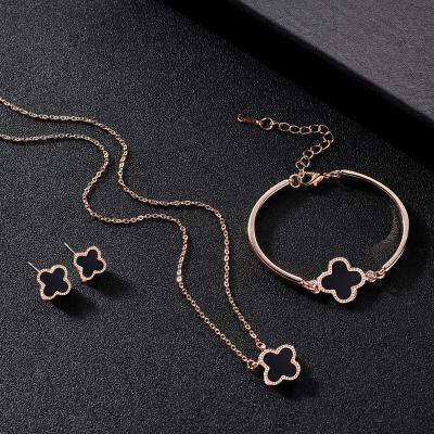 China TRENDY New Arrival Fashion Jewelry Set Four Leaf Clover Necklace Bracelet And Earring 4pcs Set For Women for sale