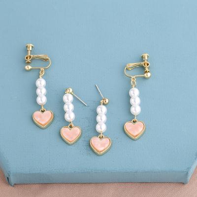 China Cute Korean Design Girl's Cute Pearl Love Heart Shape Jewelry Statement Earrings for sale