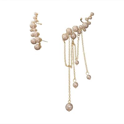 China FASHION Imitation Pearl Asymmetrical Earrings 2022 Trend Geometric Earrings Exaggerated Dangle Jewelry For Women for sale