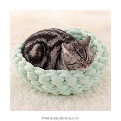 China Round Cat Pet Bed Breathable Woven Comfortable Pet Beds For Cats Sleep Sofa Washable Cotton Cat Bed for sale