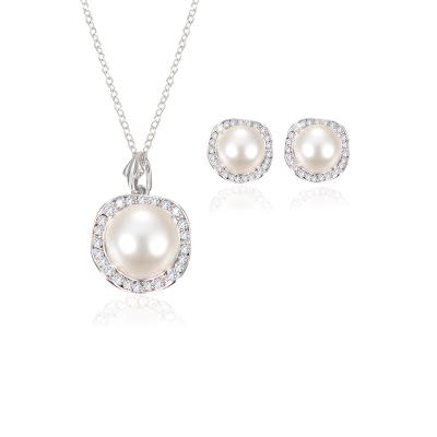 China Nickel free; Lead Free Jewelry Luxury Minimalist Simple Baroque Pearl Necklace Dangle Earrings Set Crystal Wedding Bridal Jewelry Set Micro Pave for sale