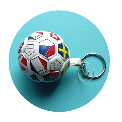 China Remembrance & 20198 New Kaychian Toy Key Chain National Flag Educational Soft Stuffed Soft Football for sale