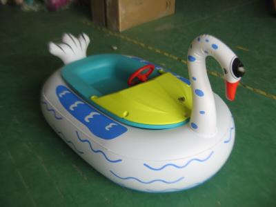 China bumper boats for sale, new design amusement water electric bumper boat for sale