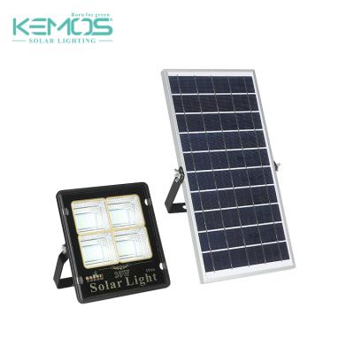 China Garden With Remote Sensor 30W 60W 100W 200W 300W LED Solar Powered Solar Flood Light for sale