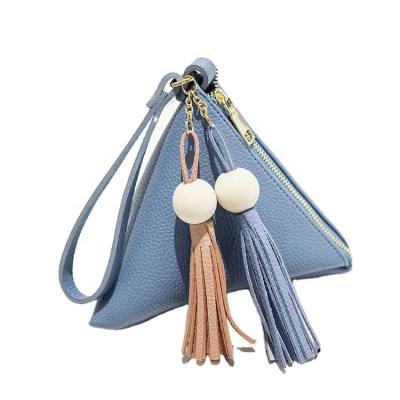 China Soft Waterproof Triangle Shape Mini Girl PU Tassel Clutch Silver Bead Silver Pearl Leather Purse Bag for sale