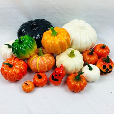 China Foams 2021 Artificial Rustic Fall Pumpkins Decor , Halloween Decoration Pumpkin for sale