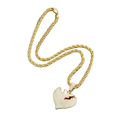 China Other Handsome Necklace Wholesale Safe Heart Shape Factory Heart Initial Necklace for sale