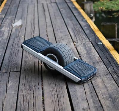 China Warehouse unisex one wheel EU/USA ready to ship 2023 new high quality fashion 500w 1000w 1500w one wheel electric scooter skateboard for sale