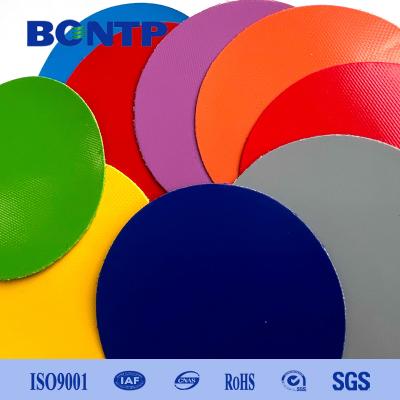 Chine Le multiple colore le tissu de bâche de PVC pour la bâche gonflable de PVC de château gonflable à vendre