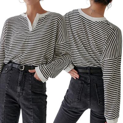 China Breathable Wholesale Striped Print Stitch Women's Classic Loose V-Neck Long Sleeve Comfortable T-Shirt for sale