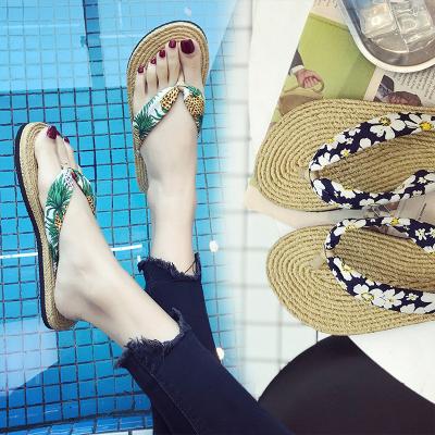 China Women's Seaside Flat Bottom Summer Wear Slip-On Flip-Flops Beach Shoes Holiday Fashion Trend Sneaker Floral Women's Non-Slip Flip-Flops for sale