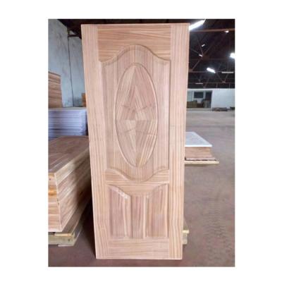 China Traditional Natural Full MDF Door Skin Wood Sheet , Plywood Interior Veneer Wood Door Skin for sale