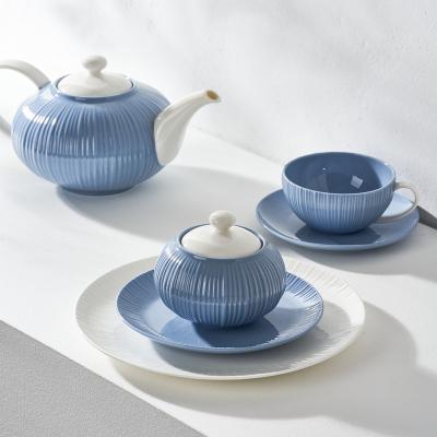 China Sustainable Nordic Eco Friendly Wedding Striped Dining Dishes Set Sky Blue Elegance Ceramic Tableware Sets Luxury for sale