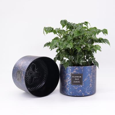 China Minimalist Econo 6 inch classic round plastic automatic flower pot watering system flower pot for indoor plants for sale