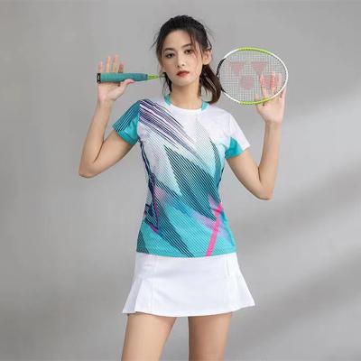 Chine Le tennis fait sur commande de femmes de taille de logo folâtre la copie de sublimation de femmes et d'hommes d'habillement à vendre