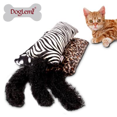 China Liveable Cat Catnip Toys Singing Plush Cat Toy Cute Cat Plush Toy for sale