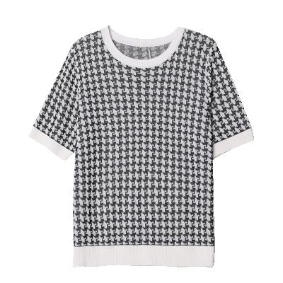 China Anti-wrinkle summer women's cashmere sweater O-neck half-wrapped black and white short sleeve plaid half-wrapped sweater knitted for sale