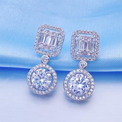 China FASHIONABLE Buss Down Brass or Silver CZ Earrings Jewelry Wholesale Diamond Earring For Women Crystal Earrings for sale