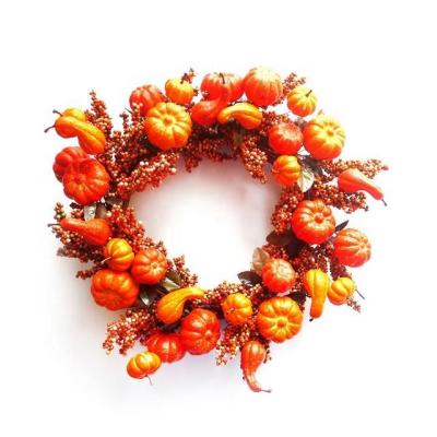 China Durable Wholesale Artificial Decorative Leaf Craft Foam Pumpkins Wreath for sale