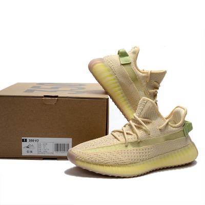 China CUSHIONING 2020 Wholesale Original Brand Quality Men Yeezy Style Sneakers Sport Shoes Woman for sale