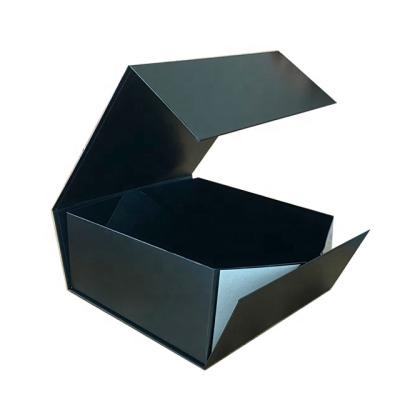 China Recyclable Cardboard Folding Wig Boxes Magnetic Folding Box Easy To Carry for sale