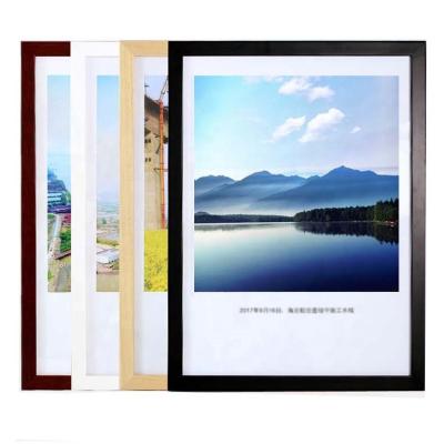 China Custom Wooden Clip Photo Square Wood Eco - Friendly Durable Pictures Plastic Picture Frame Frame for sale