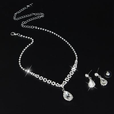 China Vintage Claw Chain Rhinestone Zircon Angel Teardrop Necklace Earrings Bridal Jewelry for sale