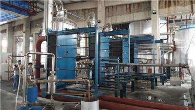 China Parallel  Flat Plate Heat Exchanger , Multiple Effect Falling Film Evaporator For Sea Water Treatment for sale