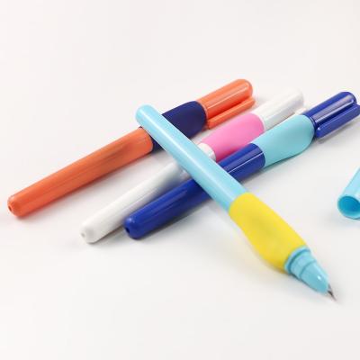 China Cute Student Plastic Pose Pen Ink Pen Promotional Advertising Gift Personalized Pen for sale