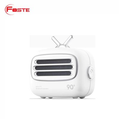 China Mini 2021 Retro Style Cute Mini High Sound Quality Wireless Portable Speakers Radio for sale