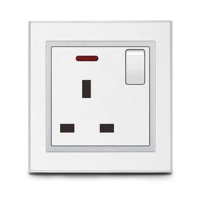 China 2020 Modern UK Standard A1-S18 Wall Switch Brand 13A Wall Mount Electrical Socket Outlet Outlets for sale