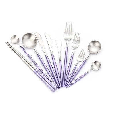 China Food Grade Stocked Ready To Ship Colorful Purple 24pcs Silver Stainless Steel Spoons Fork And Knife Set Cutlery Set With Pouch for sale