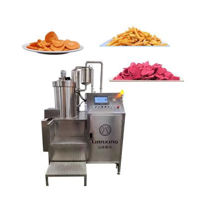 China Widely Used Low Oil Content / Low Temperature Vacuum Fried Vegetable French Fries Frying Machine Vacuum Fried Potato Piece for sale