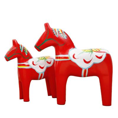 China Nordic Wooden Red Wooden Horse Wedding Decoration Dala Horse Europe Style Wooden Red Horse for sale