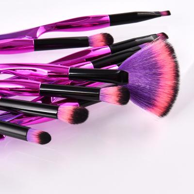 China Angular Blush Wholesale Price Professional Samples 10 Pcs Makeup Brush Set With Brushes To Plat Handle Make Up Base for sale