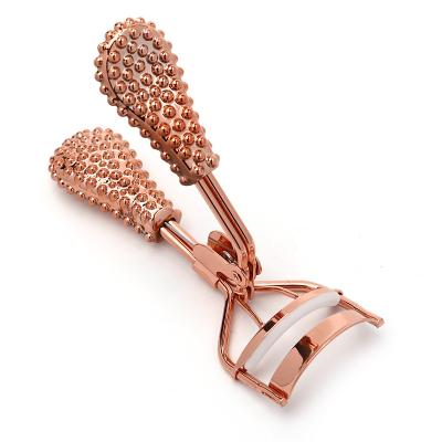 China Rose Gold Lash Curler Disposable Cosmetic Tools Portable Handheld Eyelash Curler Makeup Tool Kit Eyelash Curler OEM for sale