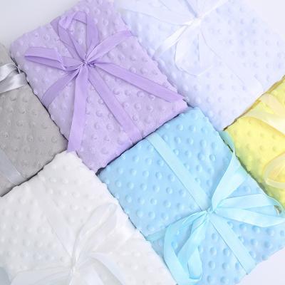 China Super Soft 100% Anti-pull Custom Polyester Minky Bubble Baby Blanket Dotted for sale