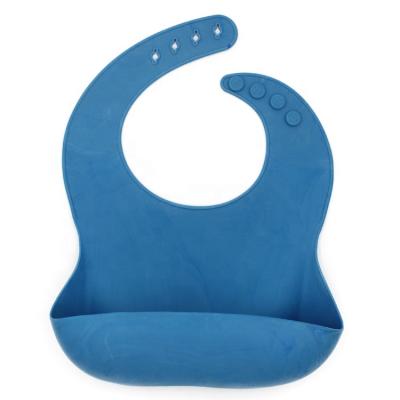 China Viable Custom Soft Waterproof Silicone Bibs Baby Kids Feeding Waterproof Silicone Baby Bibs For Kids for sale