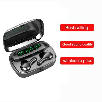 China In-Ear R3 TWS V5.0 Keep Same Quality Wireless Earphone Wireless Earphone LED Display With 2000mAh Power Bank for sale