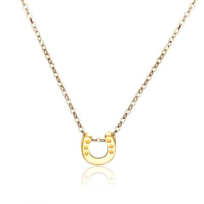 China Trendy Gold Plated Letter Choker Chain Necklace Initial Gold Pendant Necklace Ladies Jewelry Fashion Wedding Necklace for sale