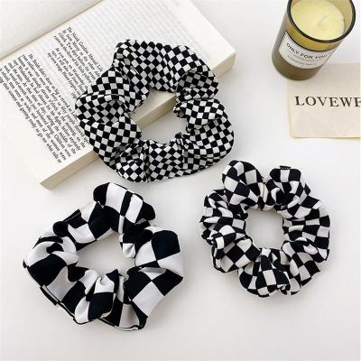 China Modern Black and White Large Intestine Buckle Plaid Hair Accessories Girl Series Hair Decoration Checkerboard Hair Ties Elastic Scrunchies for Women for sale