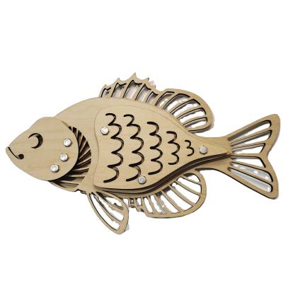 China Decorative Carving Wooden Fish From Europe Wood Crafts Manufacturer for sale