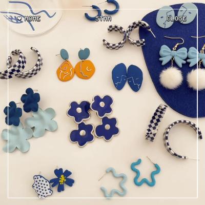 China XUFANG Cute 2021 Autumn and Winter Wholesale Children's Alloy CSI Hot Blue Irregular Girls' Earring Sale Needle Silver Earrings Klein for sale