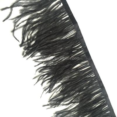 China Wholesale Cheap Black Decorations Ostrich Feathers Trim For Carnival Costumes Wedding Decoration for sale