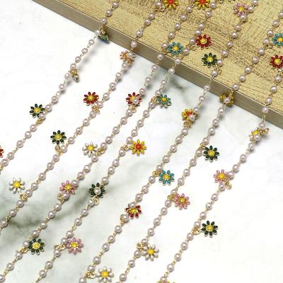 China Environmental Friendly Wholesale Brass Chain Gold Plating Crystal Beads With Flower Pendant Link Chain for sale