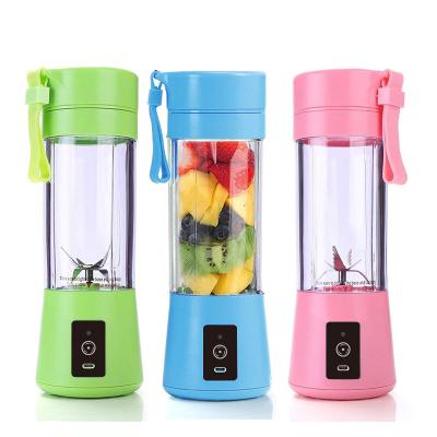 China Easy Operate Power 6 Strong Blades Multi Function Household USB Rechargeable Portable Blender Juicer Bottle for sale