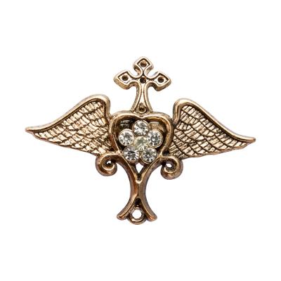 China Cheap High Quality Custom Lapel Pin Metal Badge Custom Nurse Vintage Brooch Wings Heart From Europe Factory Supply Direct Wholesale for sale